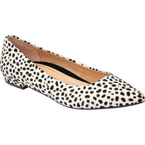 NWB Women's Vionic Lena flats sz8